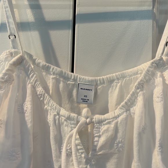 Old Navy Size XS Tank top - Picture 4 of 5
